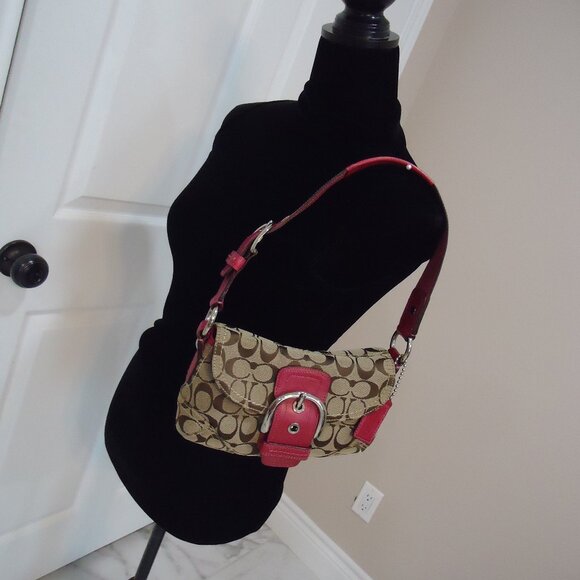 Coach M0773-11860 Soho leather trim shoulder bag. - Picture 3 of 16